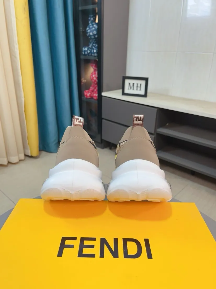 Men's shoes 💰438🌹🌹【fendi Fendi】: 🔝High-end brand of men's shoes: high-top series: official website 1:1 latest masterpiece: the upper is made of brand fabric with imported cowhide technology, ➕🐑made in sheepskin👍, making walking more convenient and comfortable, a stunning work, compared with the official quality, the beautiful 1:1 replica [color]! Create a fashionable personality to set off your uniqueness! A must-have for trendy men! 🔥Size: 38-44.
